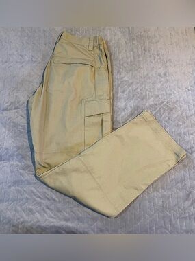Vertx pants mens 36x34 mens 36x34 NWOT tan